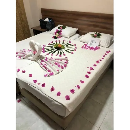 Speedy Aparthotel