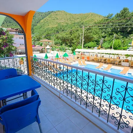 Aparthotel Speedy 4*